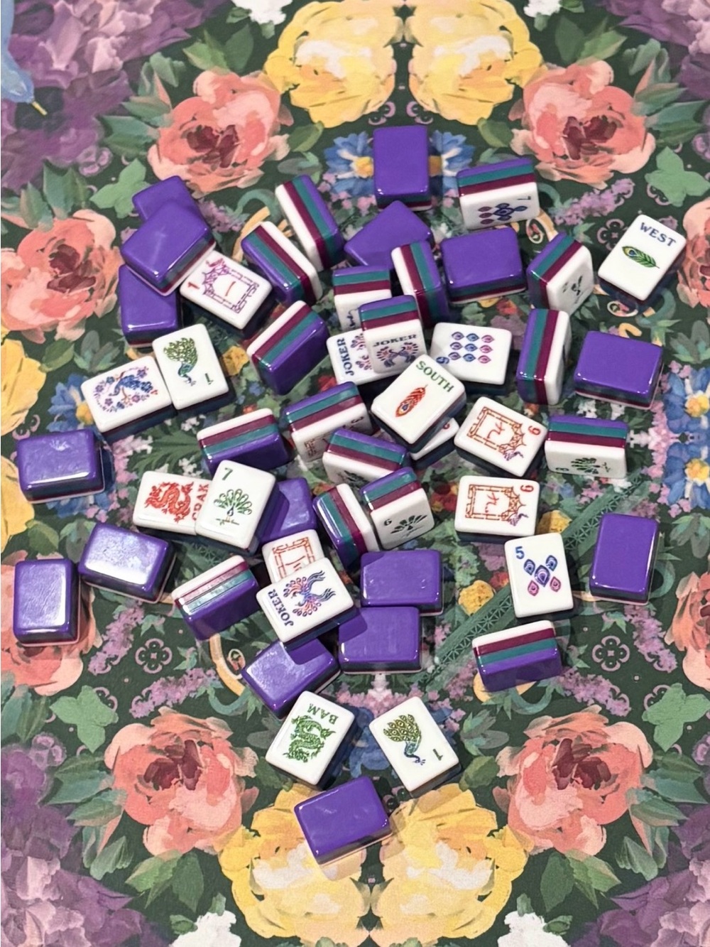 American Purple Mahjong Tiles with Multicolor Edges